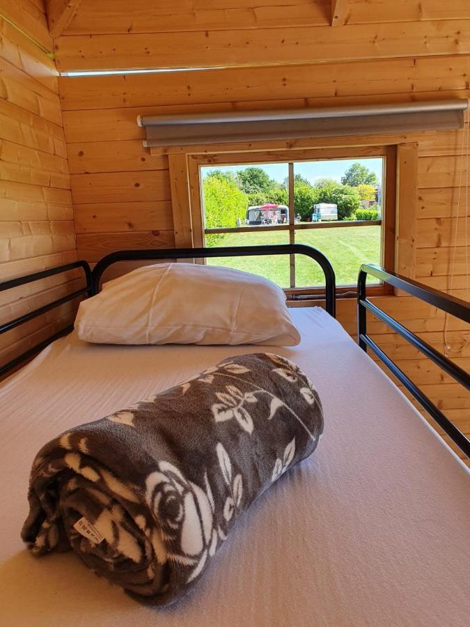 Camping De Oude Rijn Ter Aar Exteriör bild