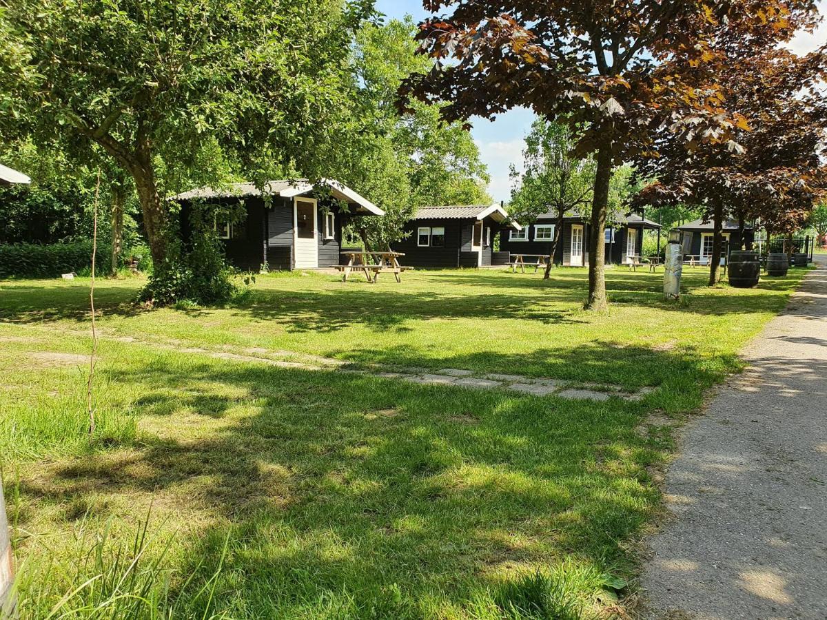 Camping De Oude Rijn Ter Aar Exteriör bild