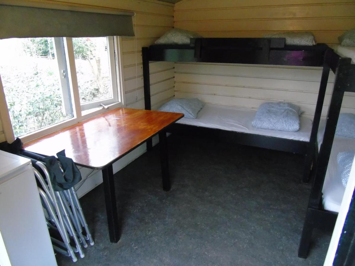 Camping De Oude Rijn Ter Aar Exteriör bild